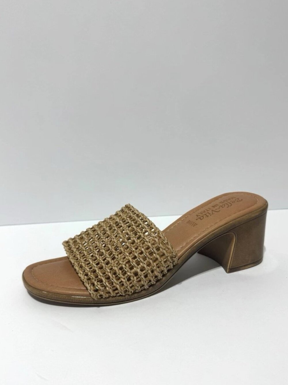 Bella Vita Women’s Eni Sandals Size 9WW